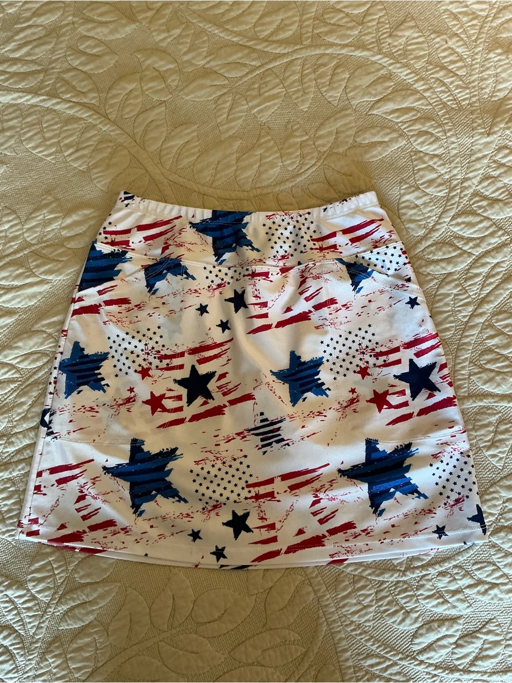 Skin White Mini Skirt with Red and Blue Star Graphic